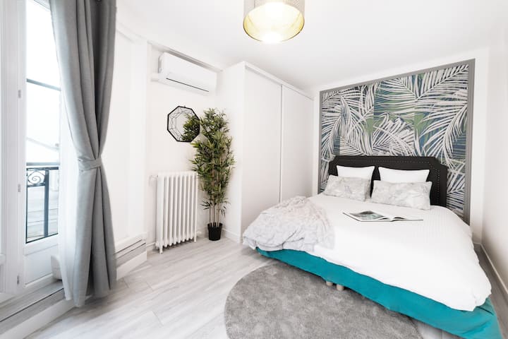 საძინებელი 2: საწოლი 135×191 სმ და გარდერობი / საძინებელი 2: საწოლი 135×191 სმ და კარადა