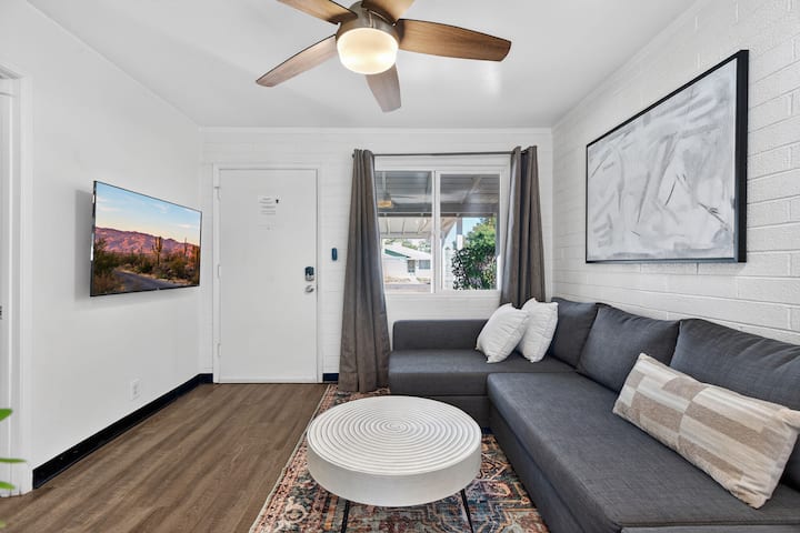 Private Yard In A Great Neighborhood! W/d Included - Scottsdale, AZ