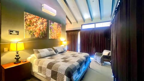 Ruta Verde BB Suite/Pool & Coffee By SJO Airport