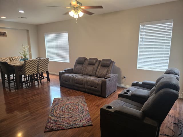 Knoten Oasis gallery image 2