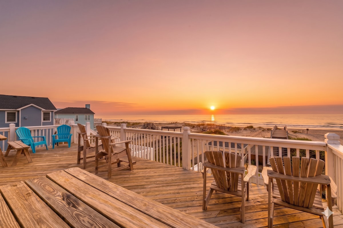 Oceanfront 10BR Retreat in South Nags Head