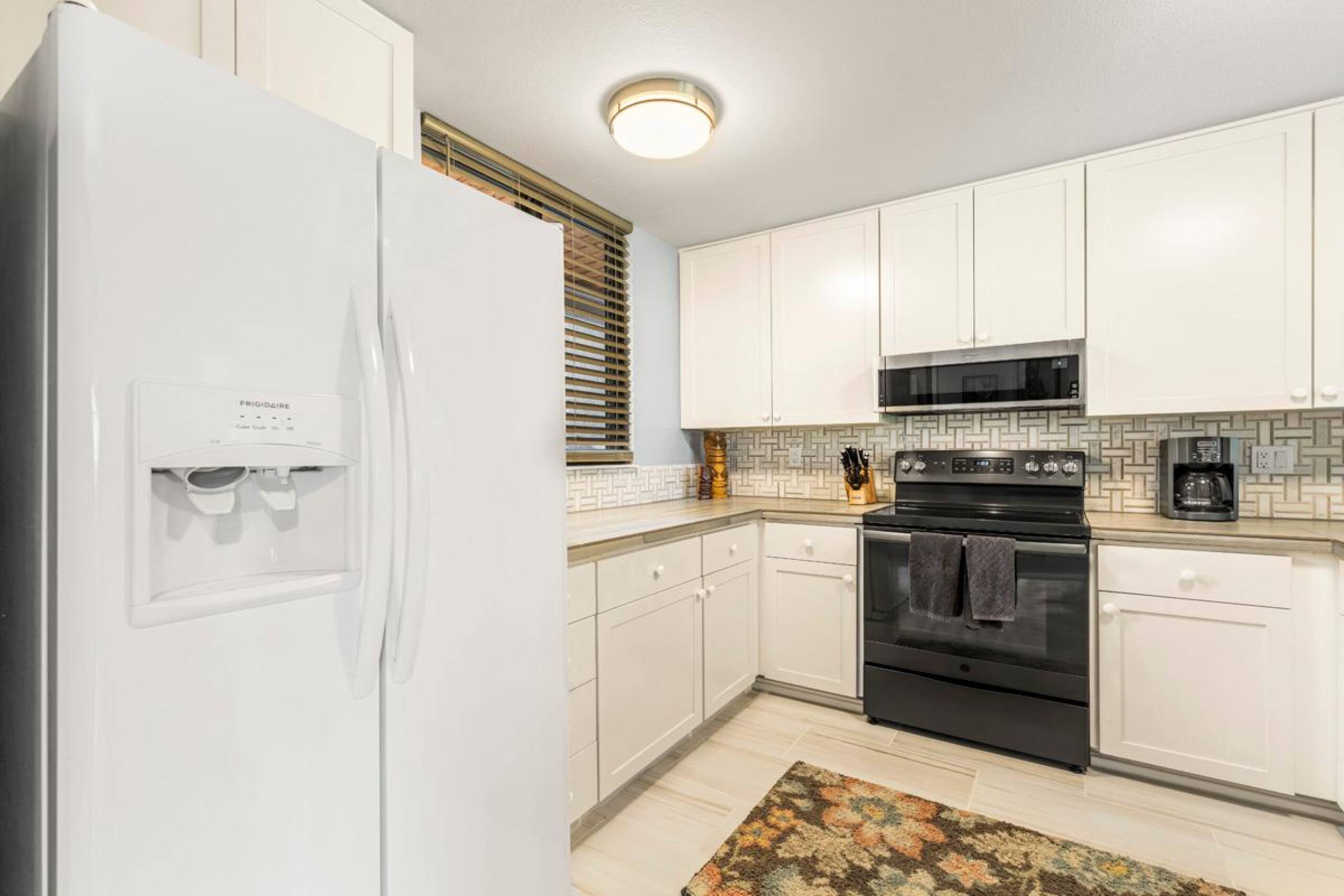 Condo in Kailua-Kona · ★5.0 · 2 bedrooms · 2 beds · 2 baths - Image 12