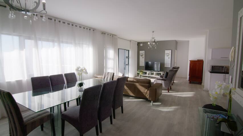 3BR Apart, Pool, Gym & Spa | Walk to Canal Walk gallery image 2