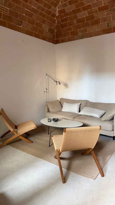 Airbnb con migliori performance: Authentic, modern apartment with/ amazing view! a Montecatini Val Di Cecina