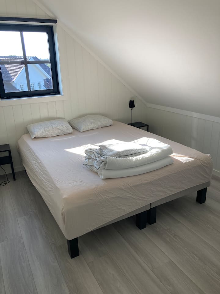 საძინებელი 3