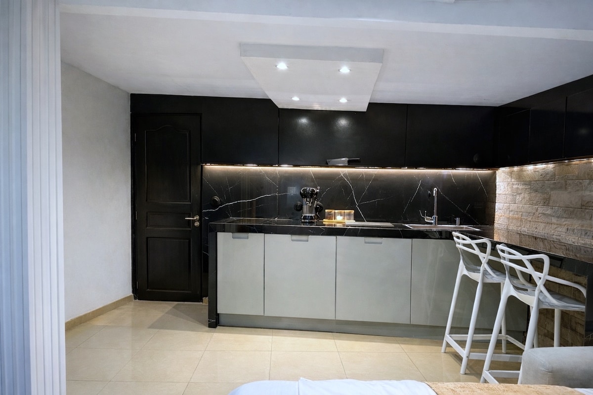 Shuri House — autre vue du logement