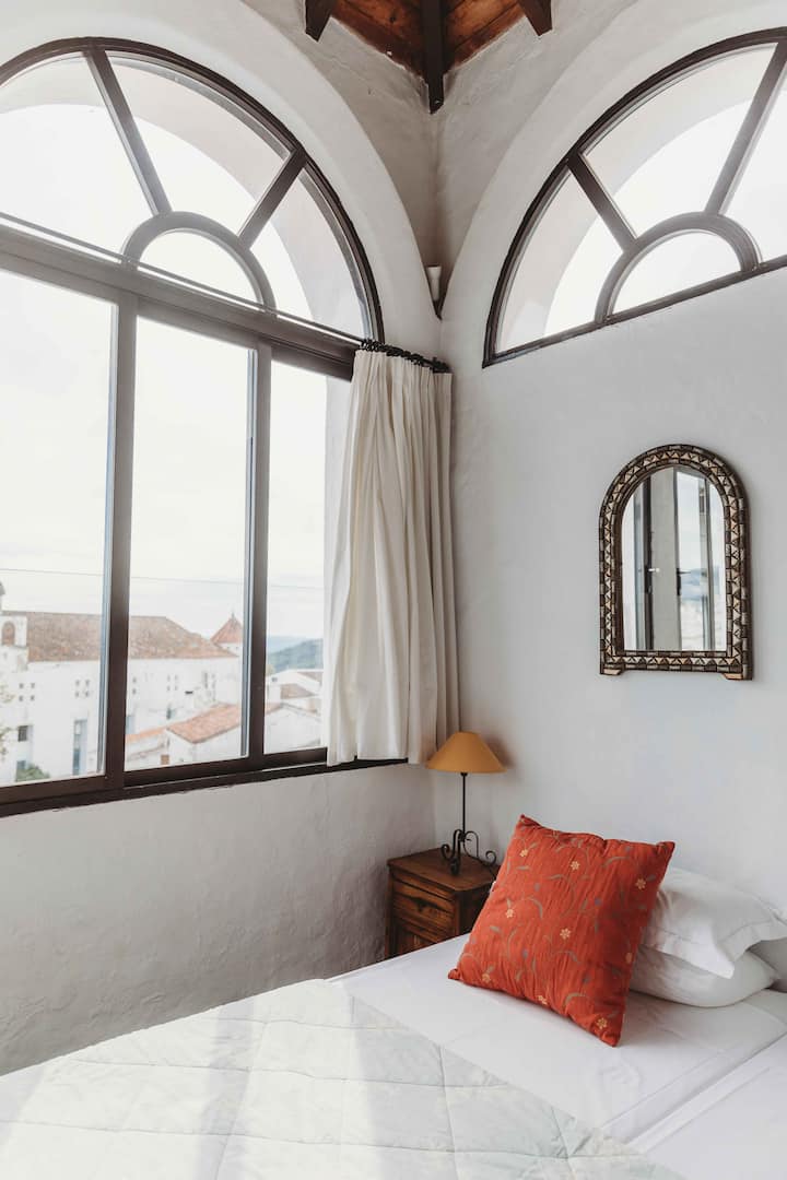Casa Carmen Sunroom Bedroom in Molino del Carmen