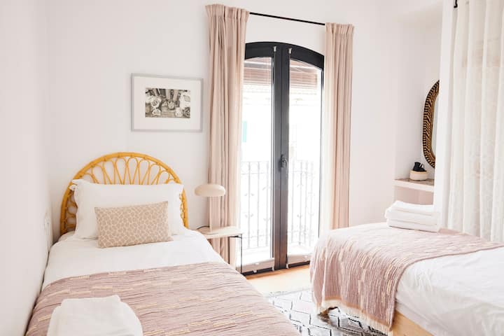 La Frasquita Bedroom at Molino del Carmen