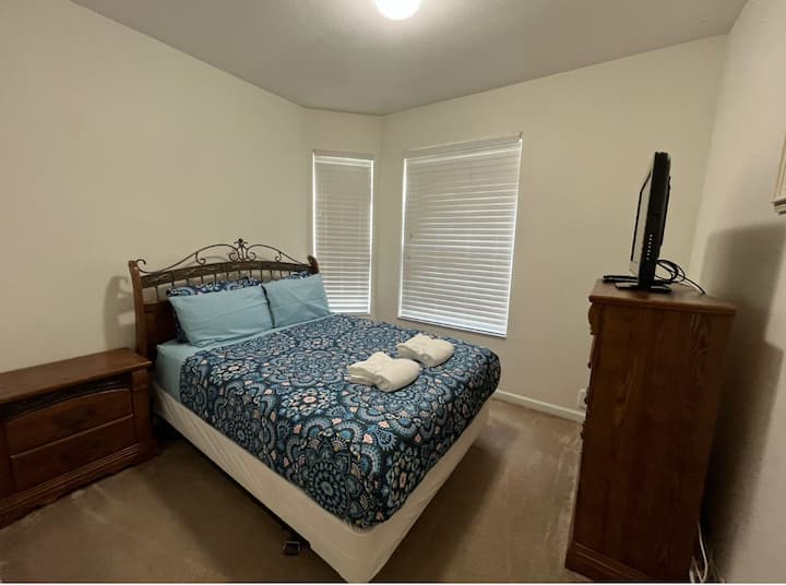 غرفة النوم 2