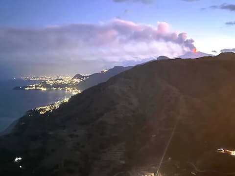 Casanima starry night near Taormina