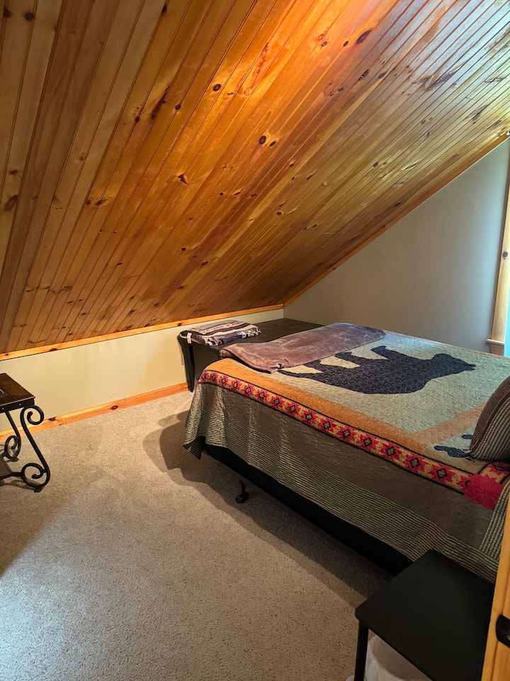 საძინებელი 3