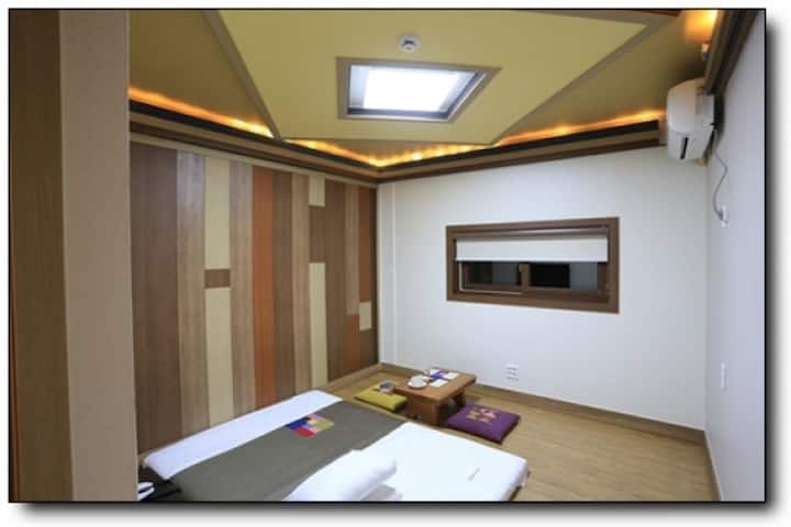 Jeonju Gallery Stay Guest House - Jeonju