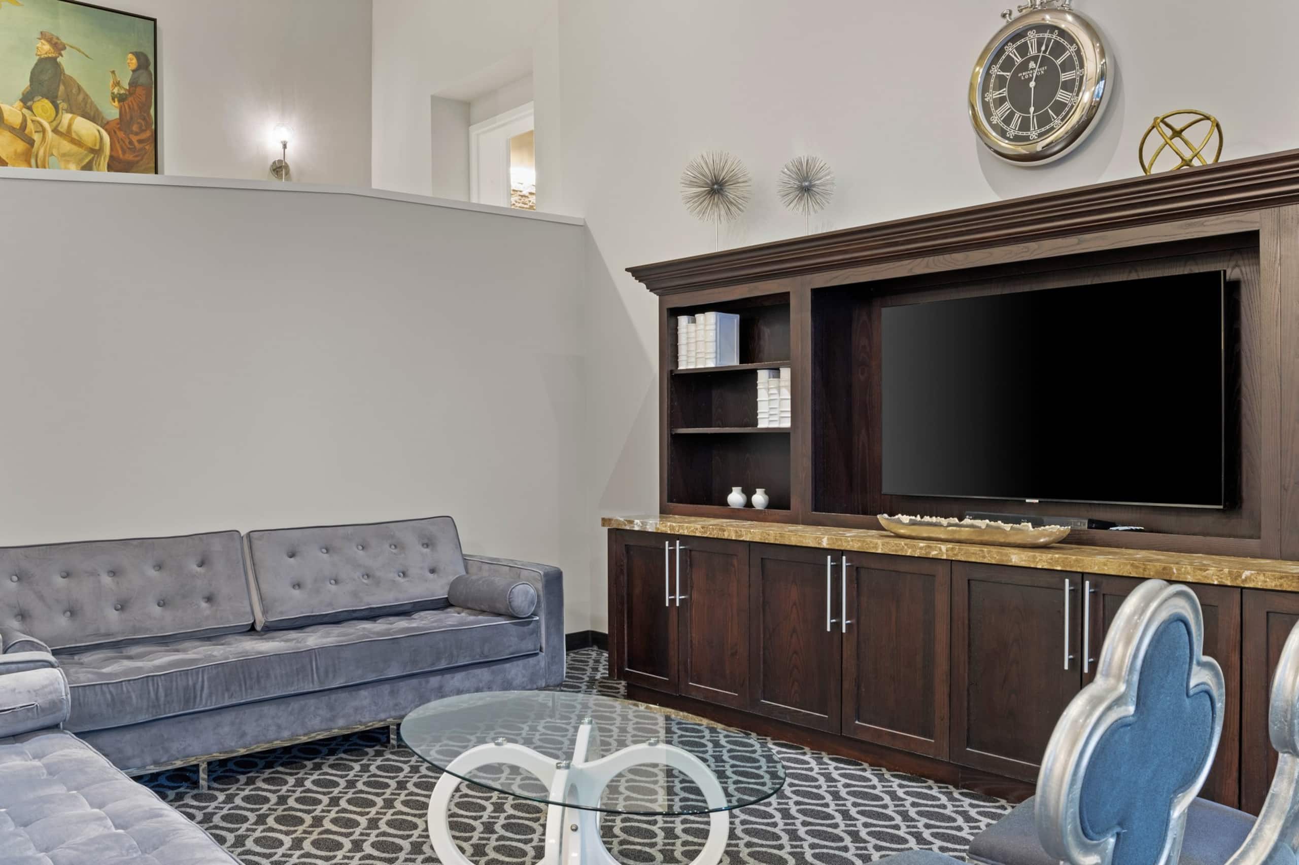 Condo in San Francisco · ★4.91 · 2 bedrooms · 3 beds · 2 baths - Image 29