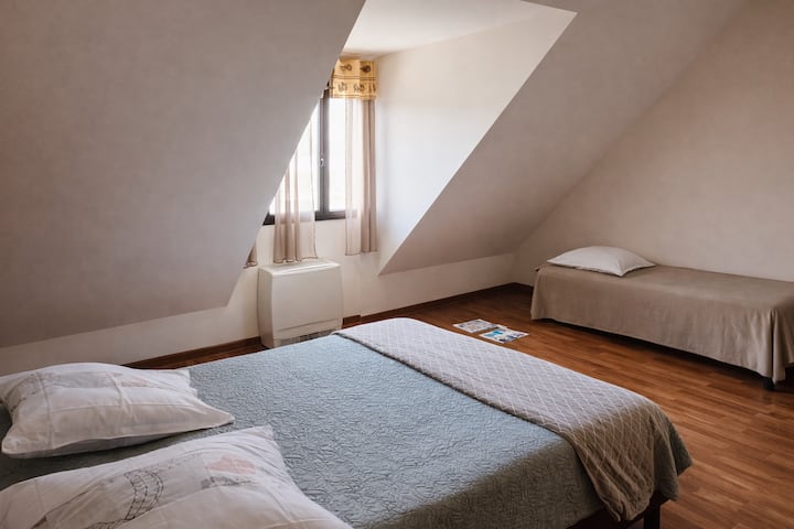 საძინებელი 4