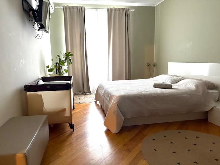 საძინებელი 1