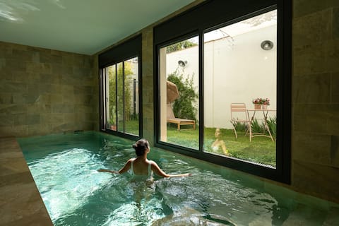 Lovely Figueres Private Heated Pool and Movie Theater