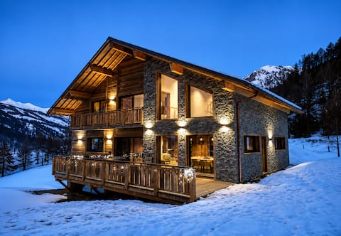 Exceptional chalet 2 hours from Nice or Aix-en-Provence