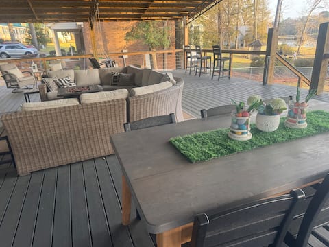 Thanksgiving Traveling Special on South GA Lake!