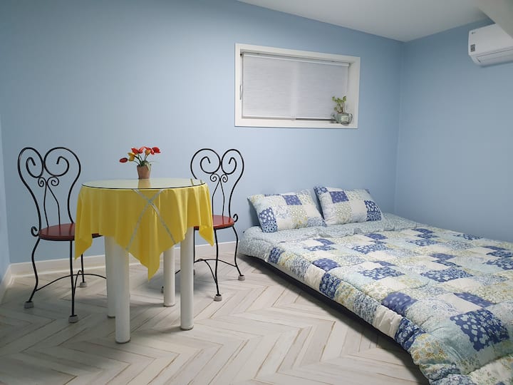 Mooie slaapkamer op de 2e verdieping