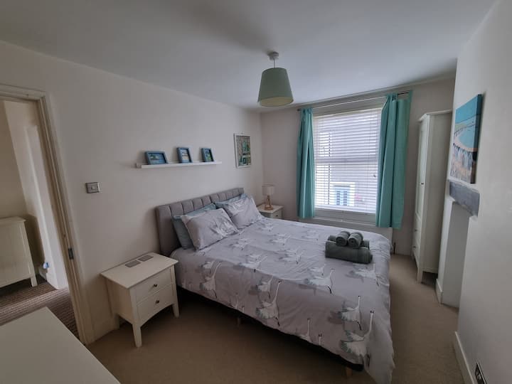 Голямо двойно легло тип „цип и връзка “.  Може да се раздели на 2 единични, моля, заявете, ако е необходимо, като единични 