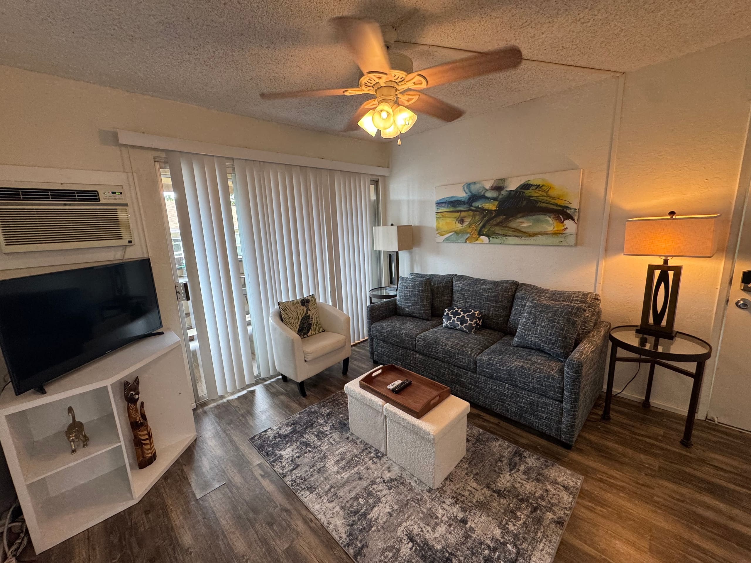 Condo in Kailua-Kona · ★4.83 · 1 bedroom · 2 beds · 1 private bath - Image 10