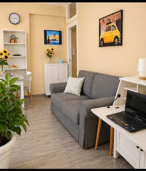 Top performing Airbnb: Giada Apartment In the heart of the historic center in Naples