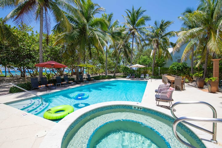Sea Orchard Retreat By Grand Cayman Villas - Iles Caimans