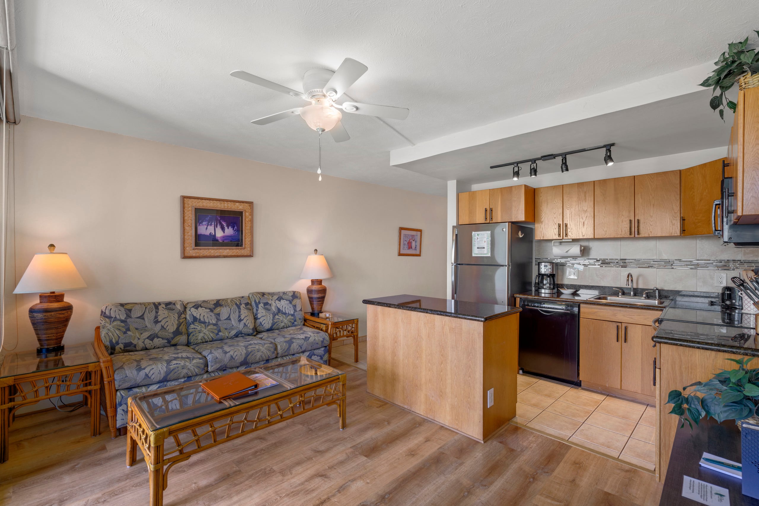 Condo in Kihei · ★4.73 · 1 bedroom · 2 beds · 1 bath - Image 9