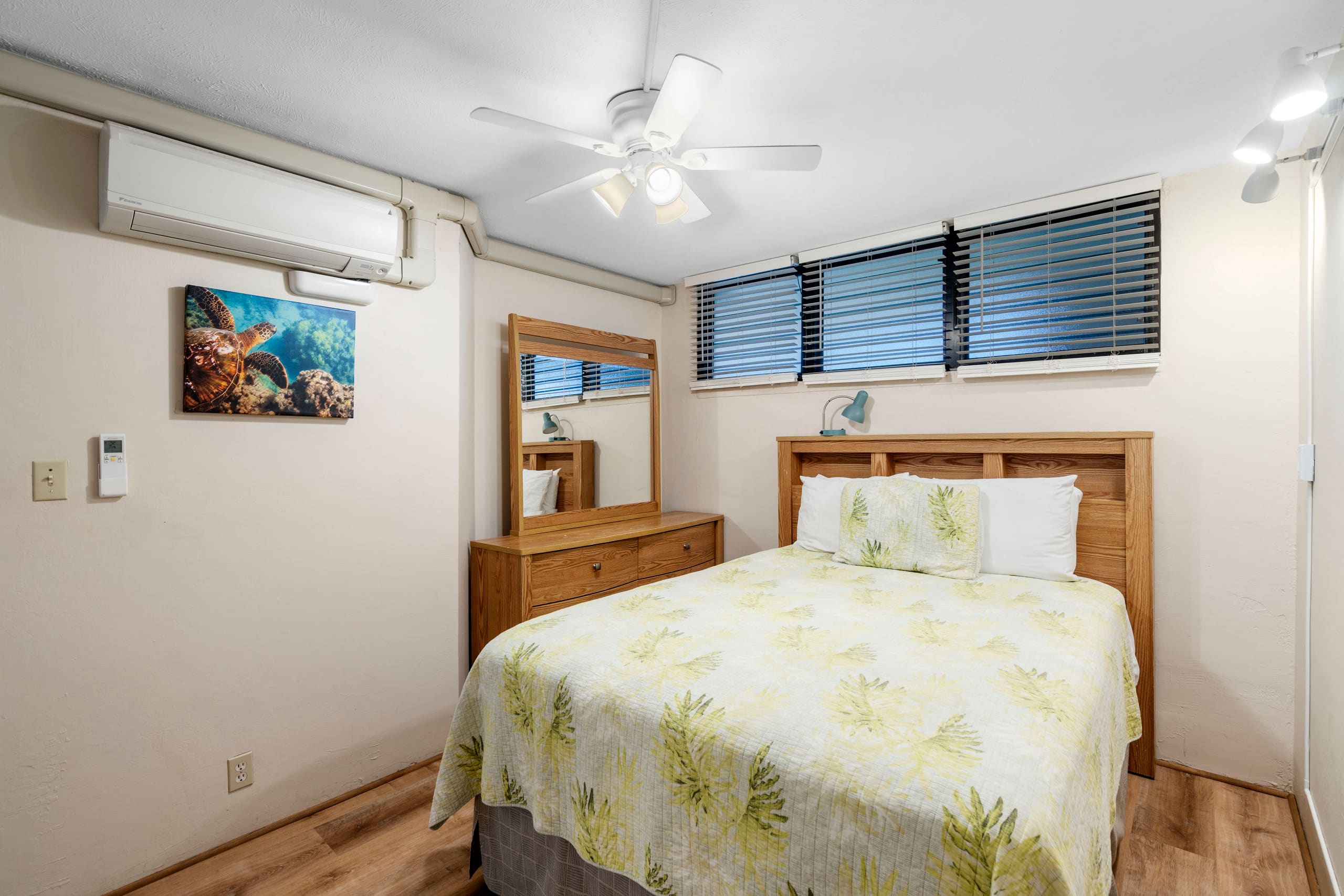 Condo in Kihei · ★4.73 · 1 bedroom · 2 beds · 1 bath - Image 4