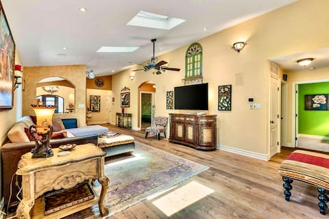Popular Airbnb listing: La Dolce Vita! Stunning Beach Villa + Heated Pool in Orange County