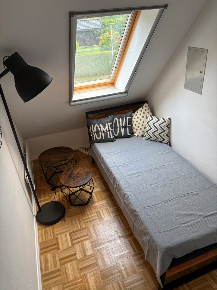 Schlafzimmer 2