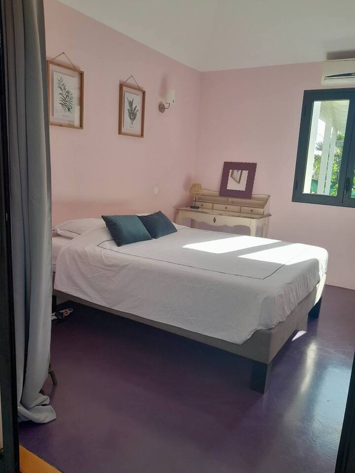 საძინებელი 4