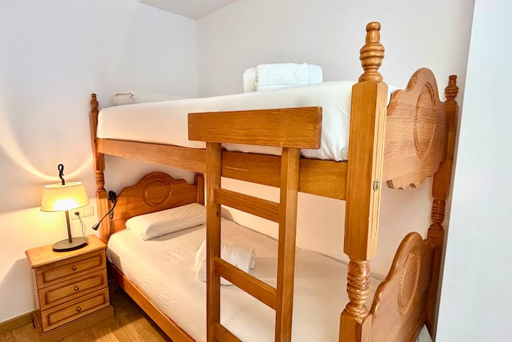 "Spacious apartment, very well laid out, modern, well equipped, pleasant to live in."- Pierre★★★★★