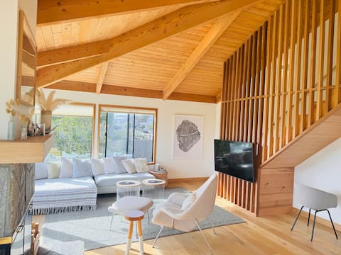 Top Airbnb: Bright Modern Home | Ocean Side in Sea Ranch