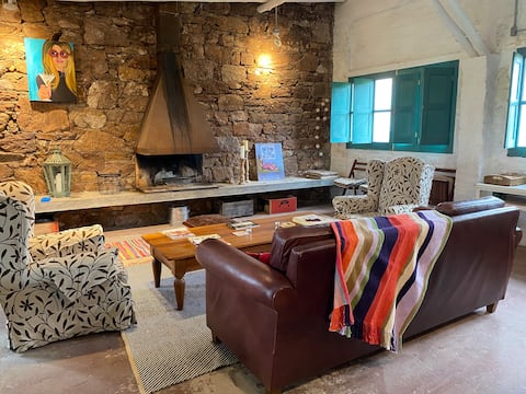 Top Airbnb: La Gracia Farmhouse - Villa Serrana en Villa Serrana
