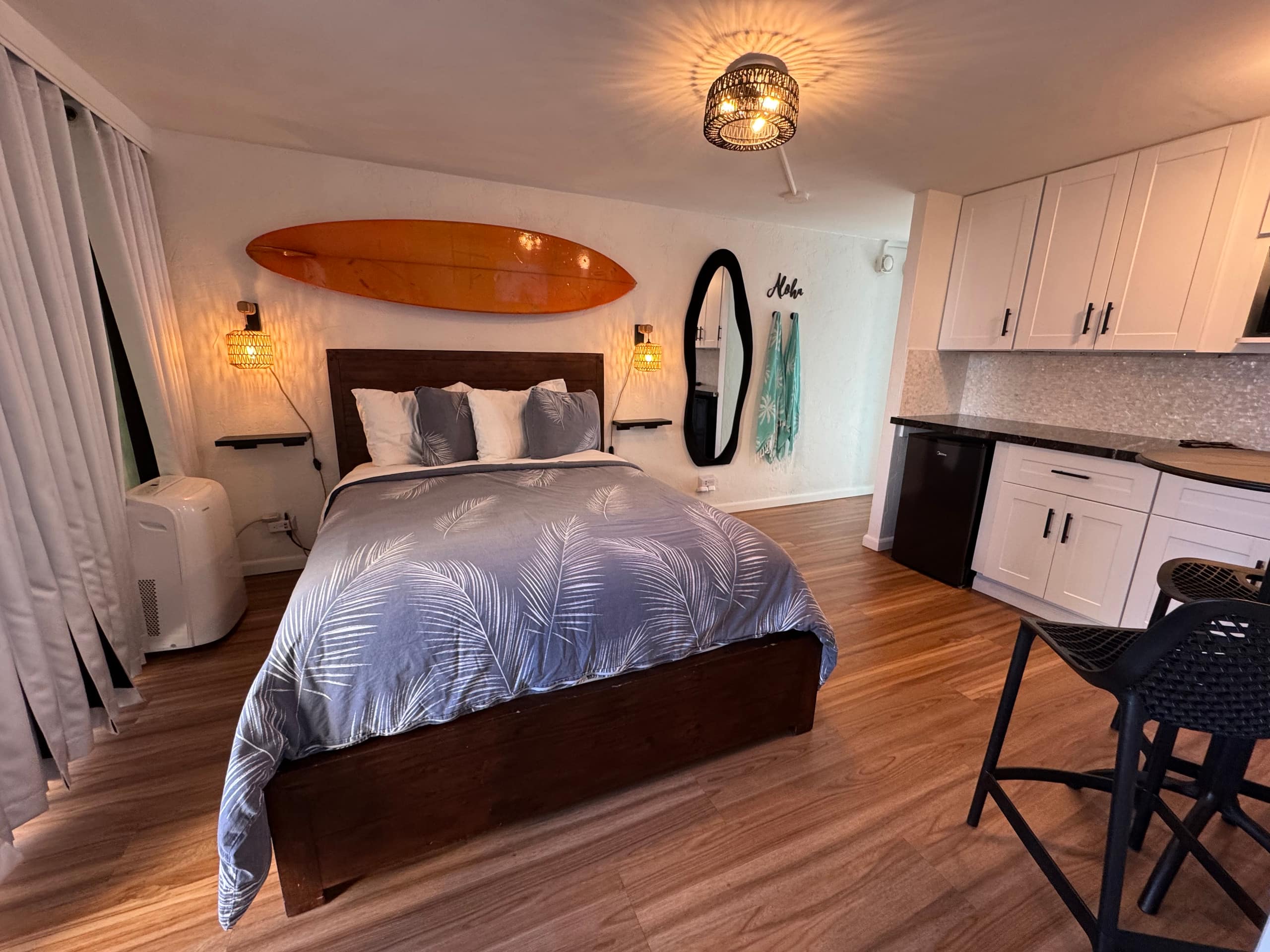 Condo in Honolulu · ★4.79 · Studio · 1 bed · 1 private bath - Image 57