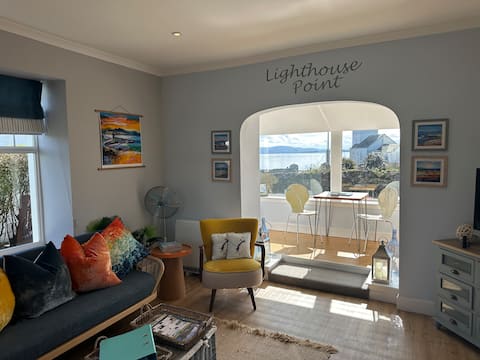 Popular Airbnb listing: Lighthouse cottage - Toward , Nr Dunoon , Argyll in Dunoon And Kilmun