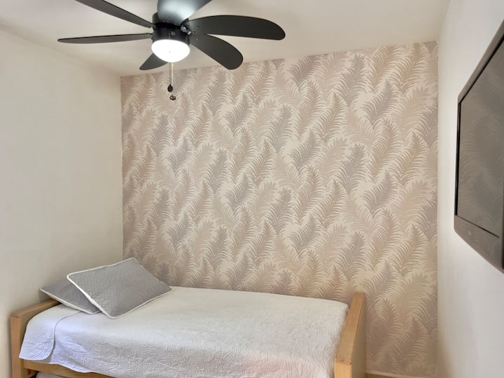 Dhomë gjumi 2