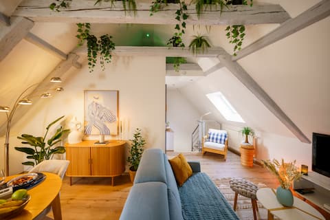 Feng Shui Apartment, a Unique Experience