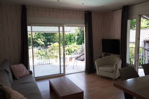 Top Airbnb: The house of roses 3 Villeneuve les Avignon à Villeneuve Lès Avignon