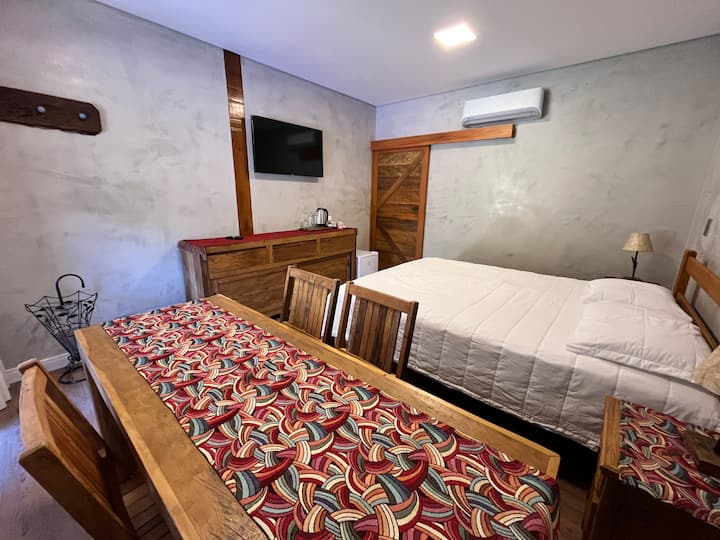 საძინებელი 4