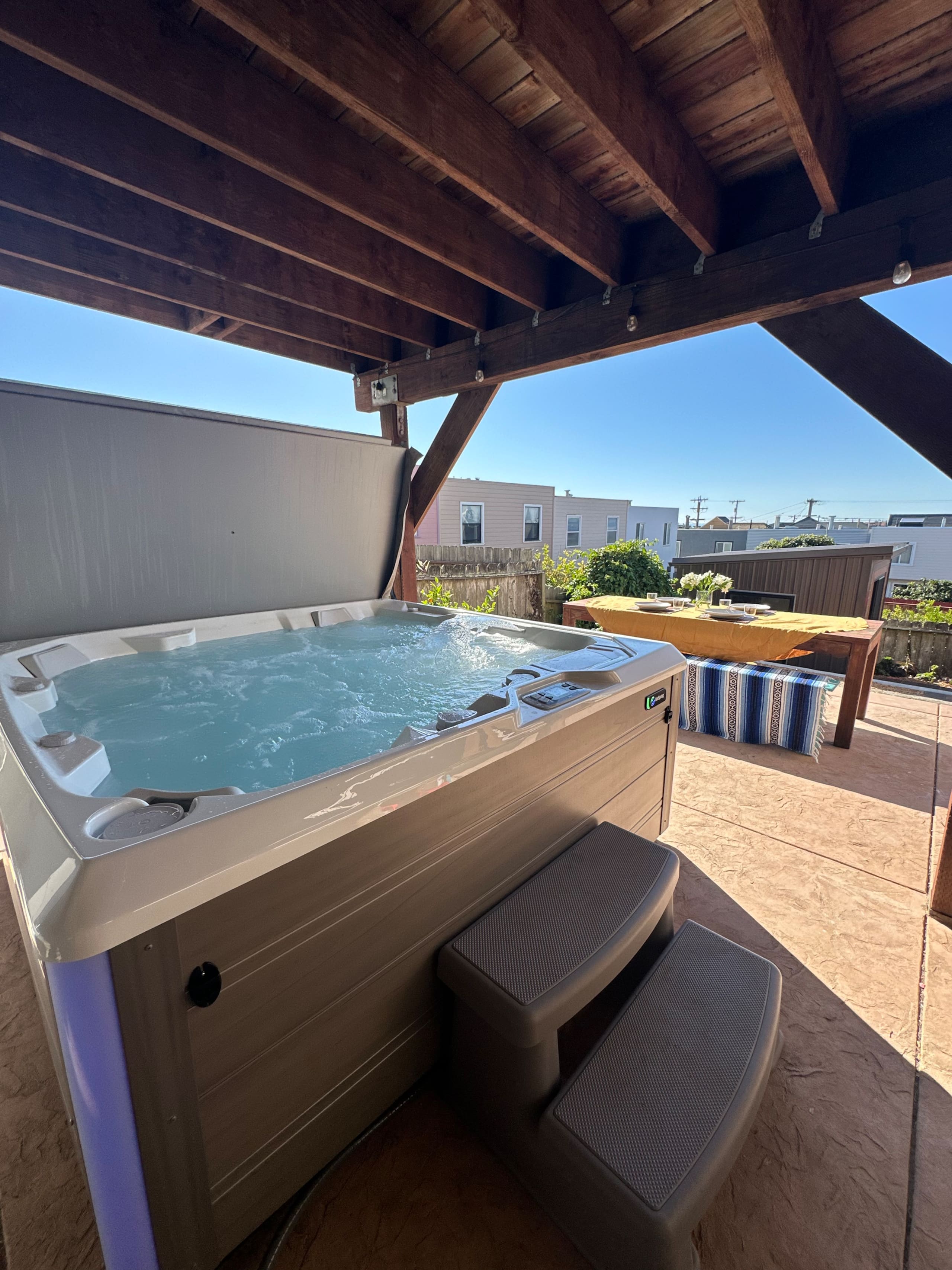 Home in San Francisco · ★4.94 · 3 bedrooms · 3 beds · 2 baths - Image 32