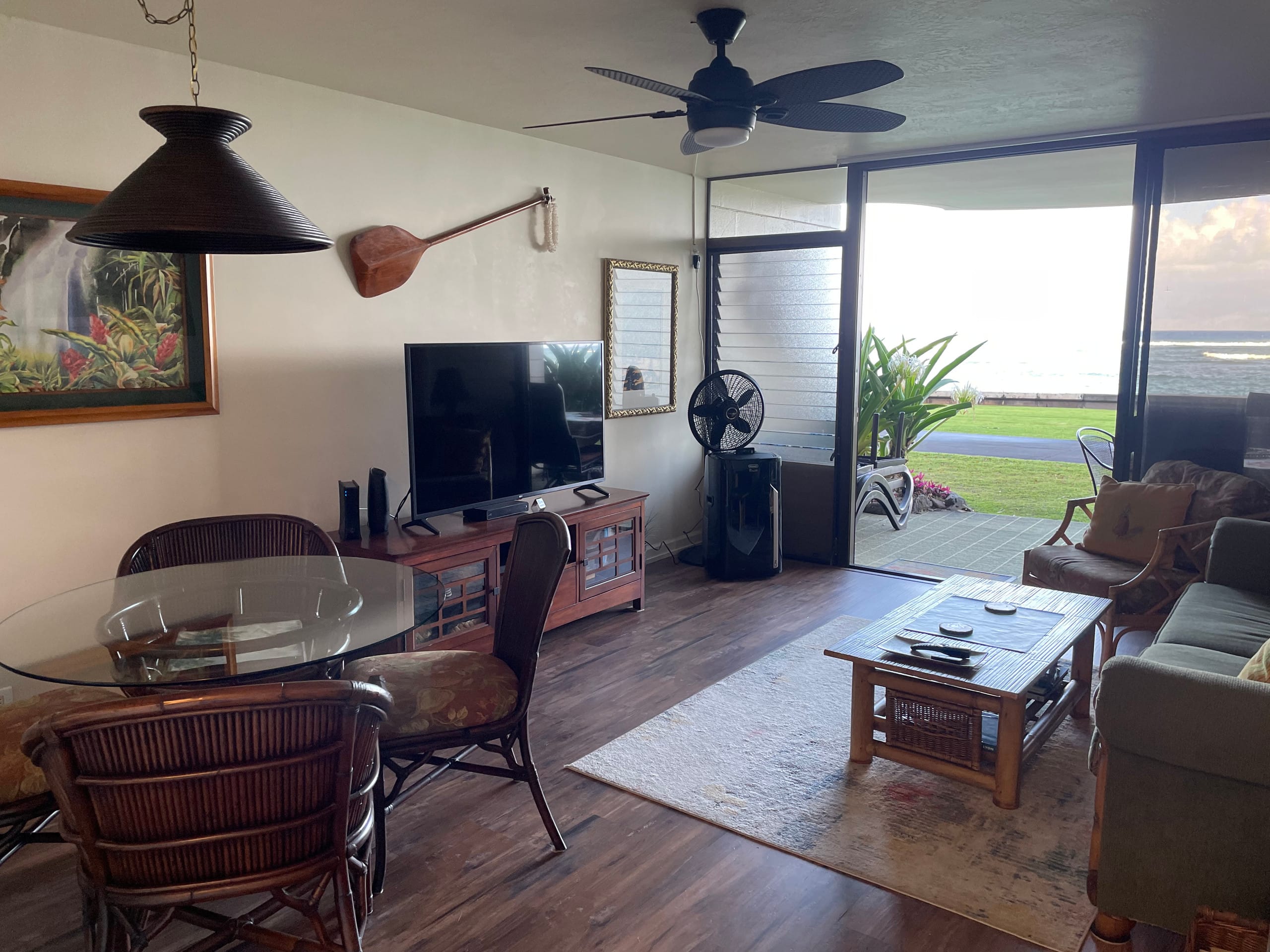 Condo in Lahaina · ★4.93 · 1 bedroom · 3 beds · 1 private bath - Image 2