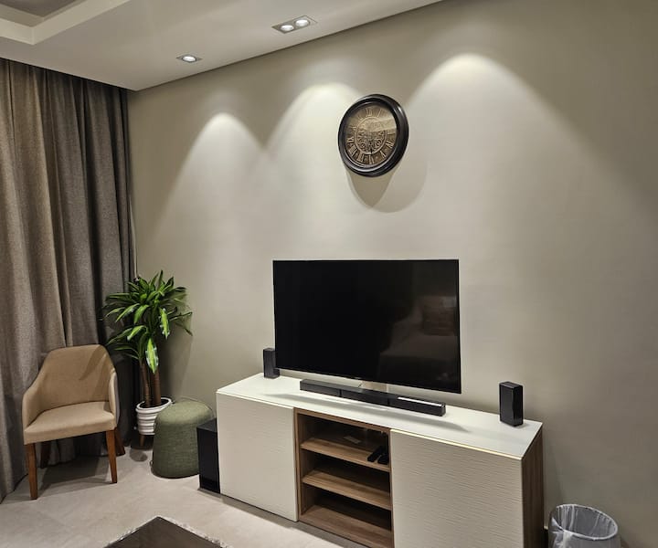 Mari's 1 Bed Overlooking City Center, Seef. - Bahrain