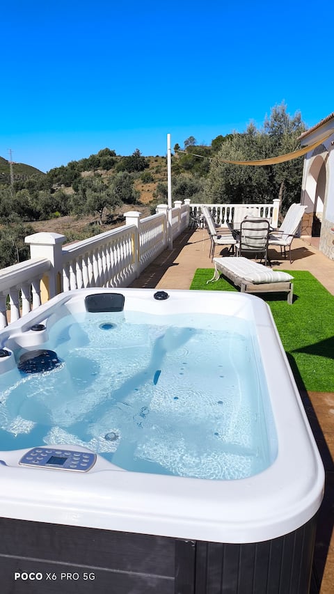 Nice house next to the  natural park with pool