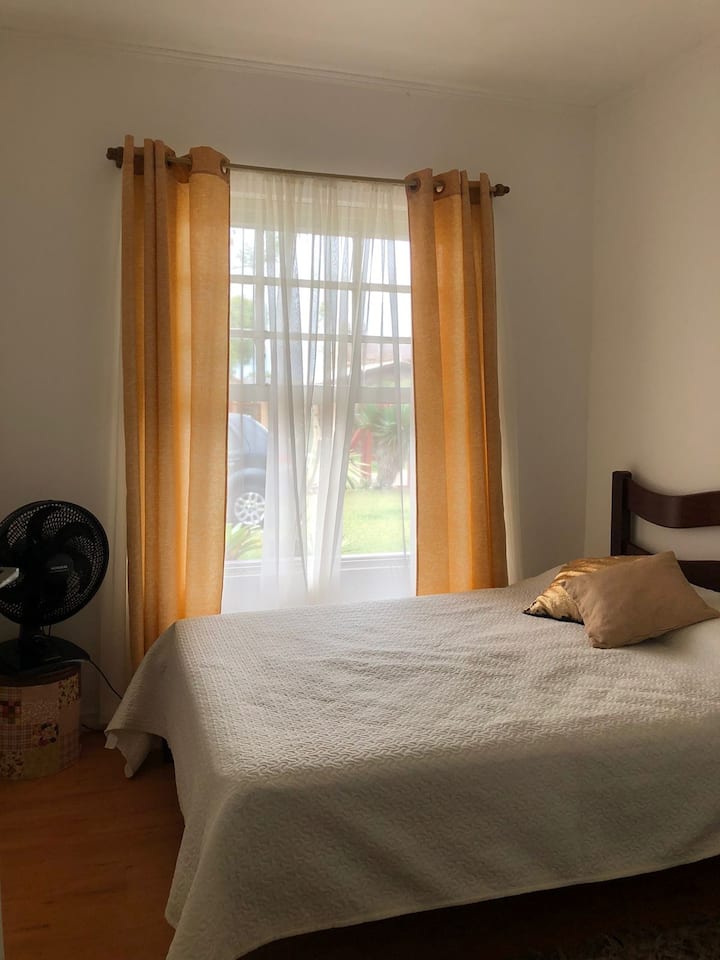 საძინებელი 1