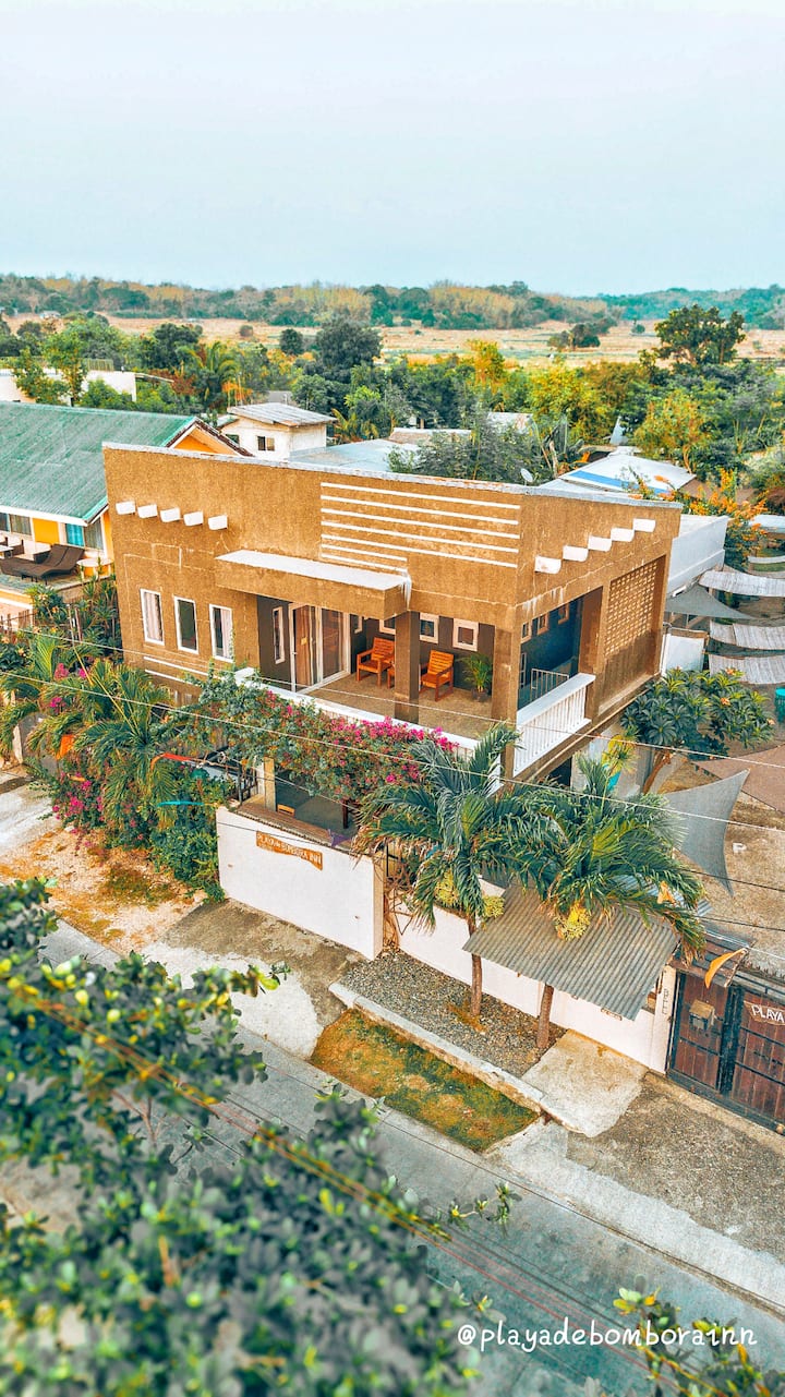 Playa De Bombora Inn Oceanview Room 2 -3 Pax - Cabugao