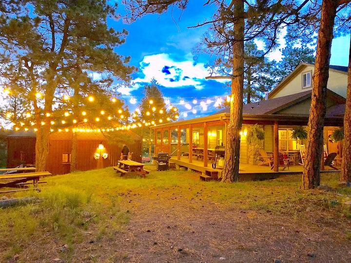 Colorado Family Reunion And Wedding Headquarters - Evergreen, CO