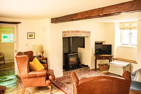 Popular Airbnb listing: Balls Farm Cottage. Near Lyme Regis in East Devon