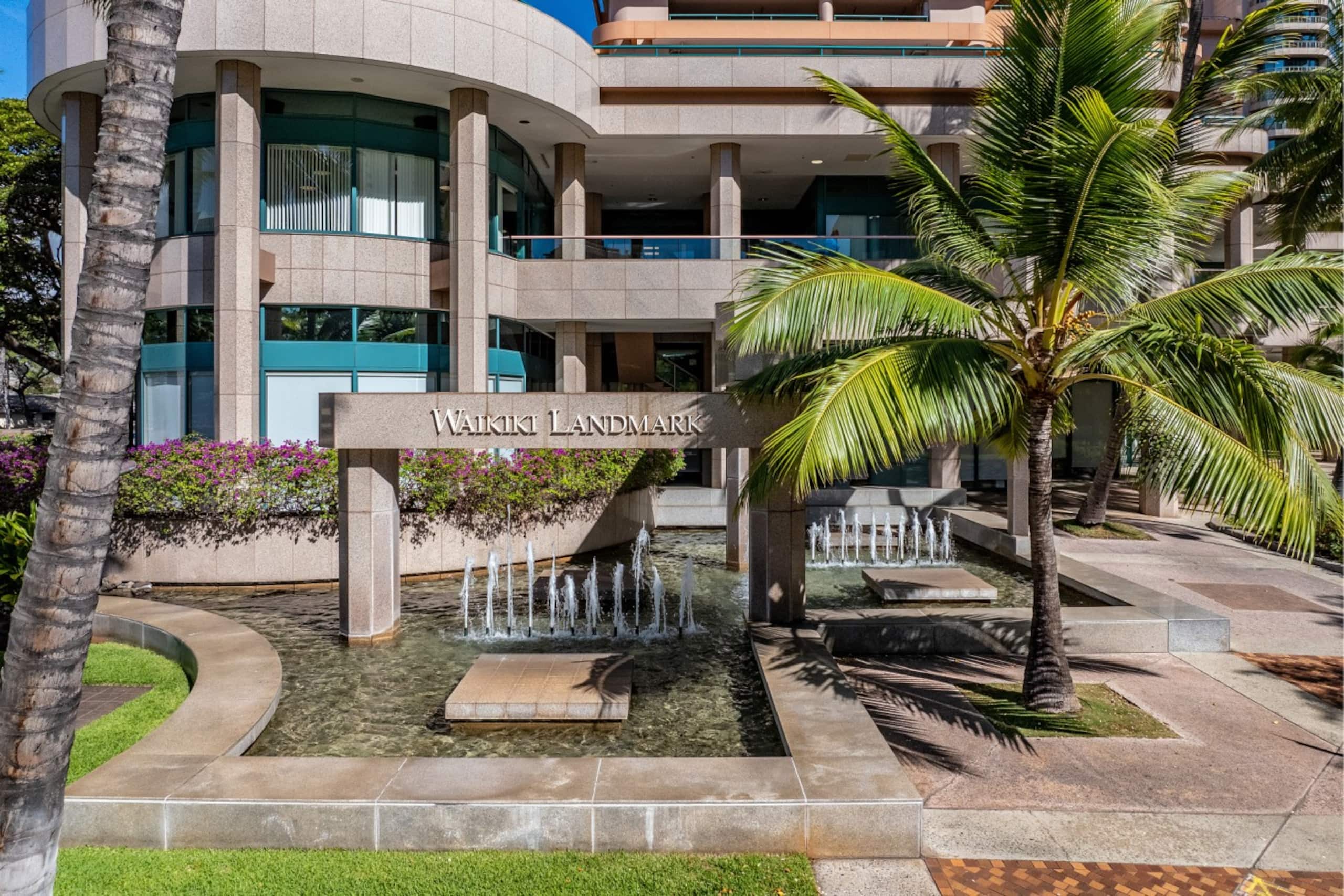 Condo in Honolulu · ★4.56 · 2 bedrooms · 2 beds · 2 baths - Image 17
